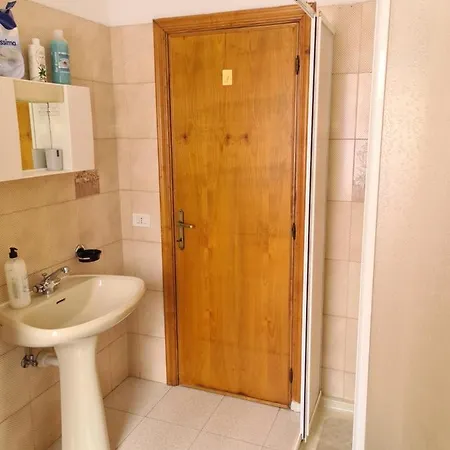 Πανσιόν Berni'S House *