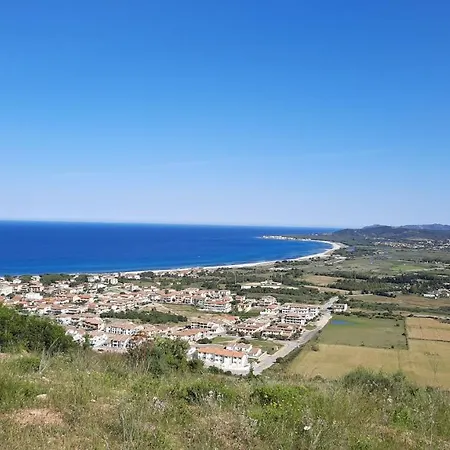 Πανσιόν Berni'S House La Caletta