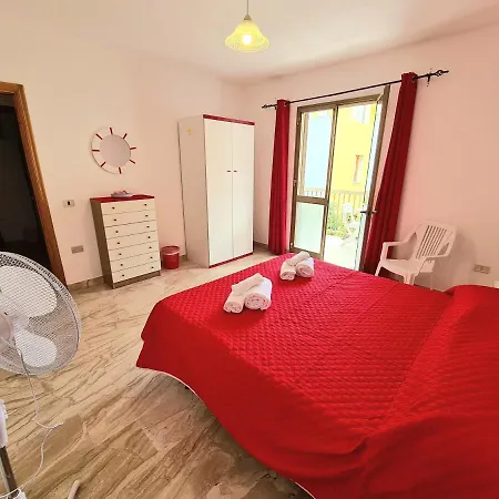 Berni'S House Guest house La Caletta
